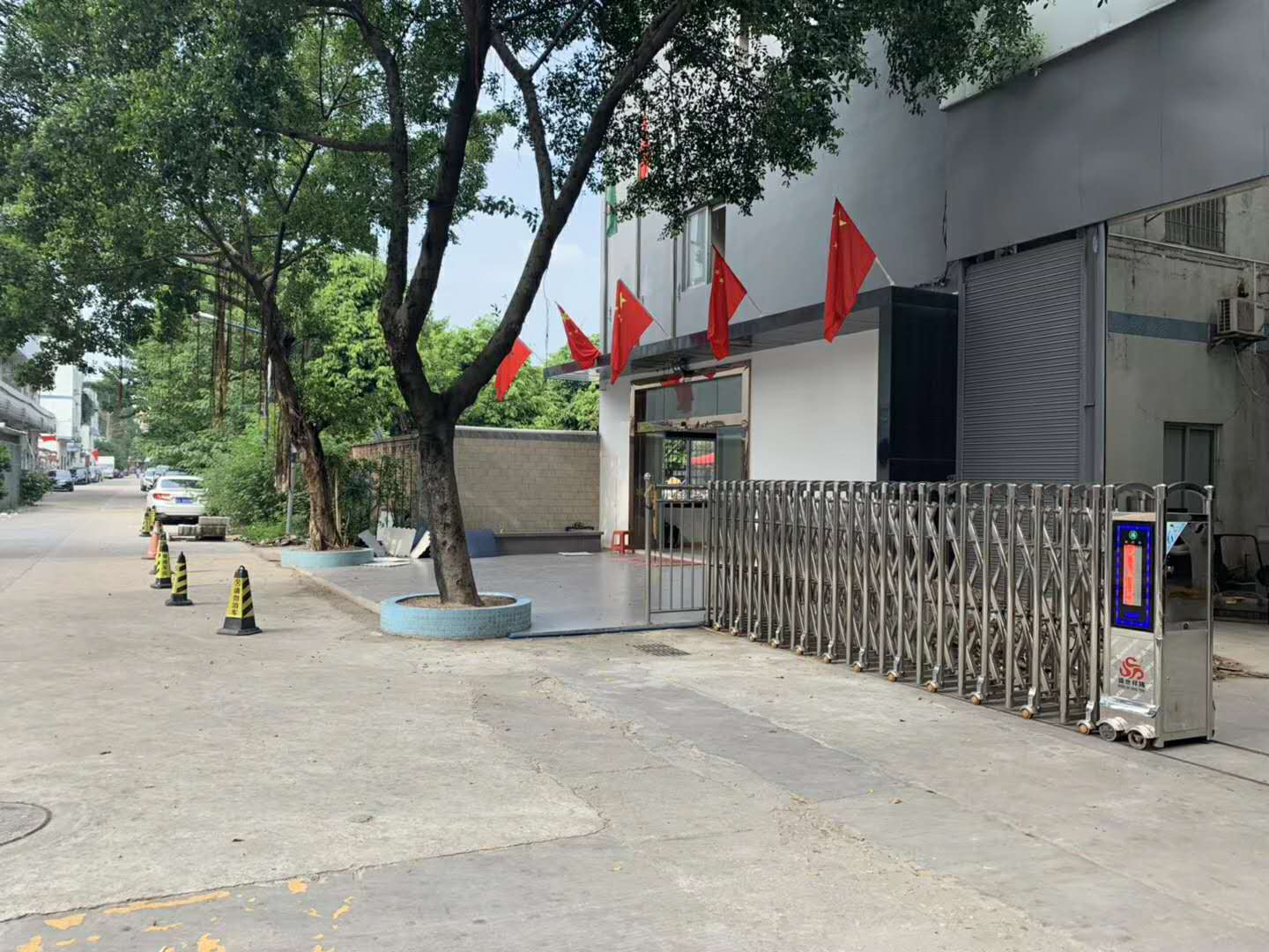 ˾L-06